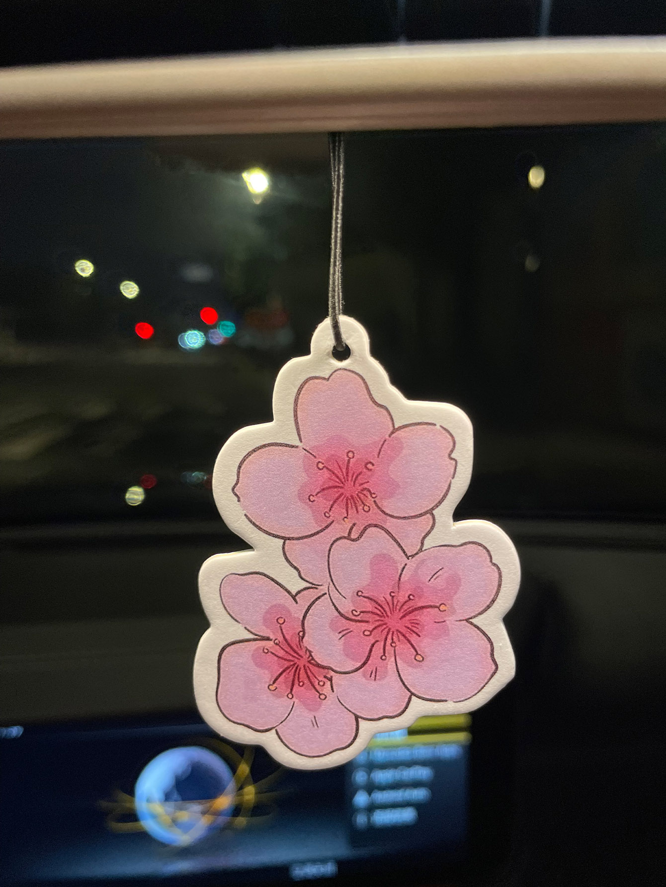 Sakura/Freesia Frisse Geur Vij - Home Fragrance Logo recensie en prijs